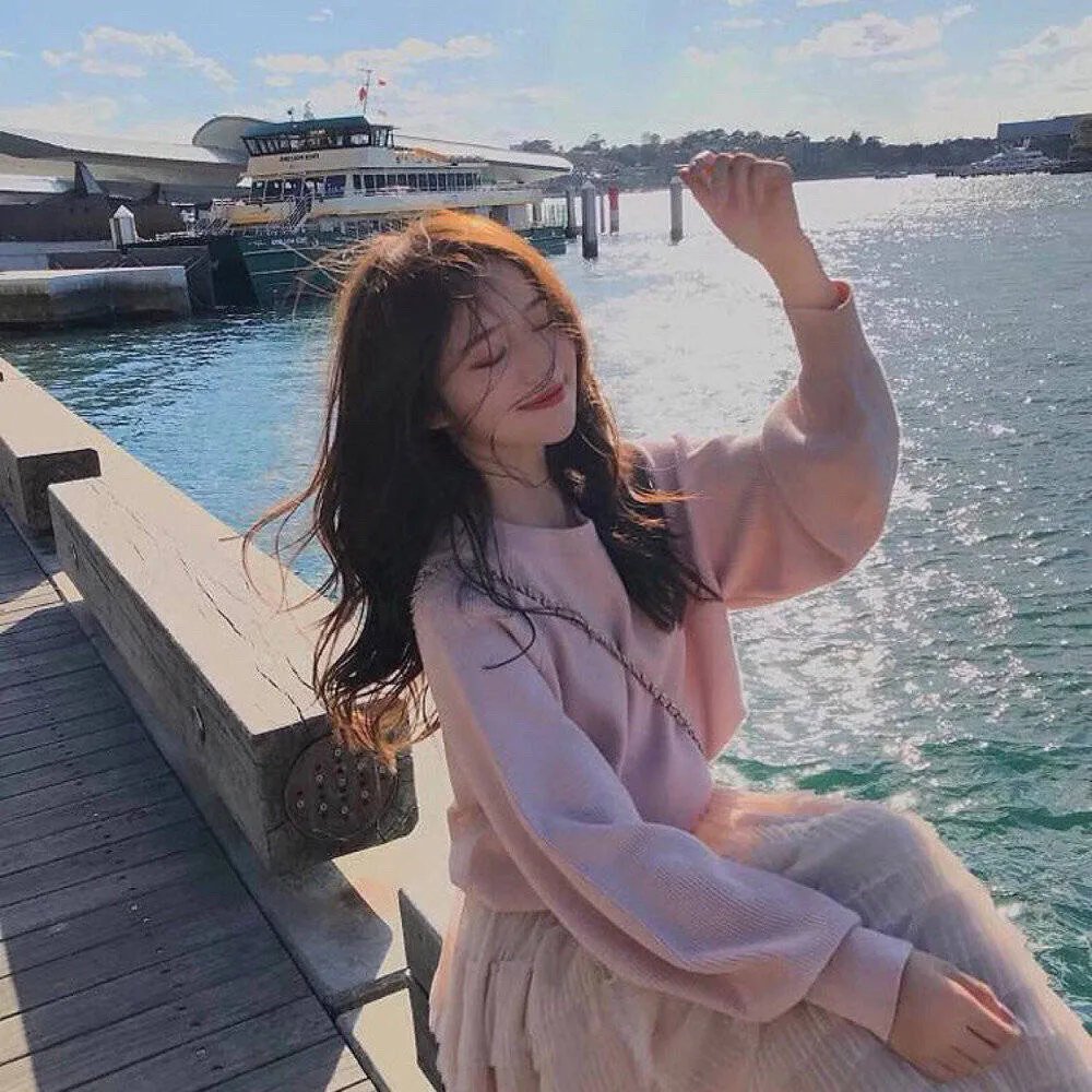 窗里的光